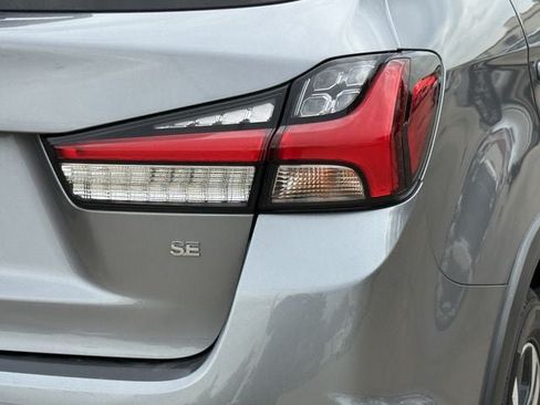 Used 2024 Mitsubishi Outlander Sport SE AWD/4WD image 7