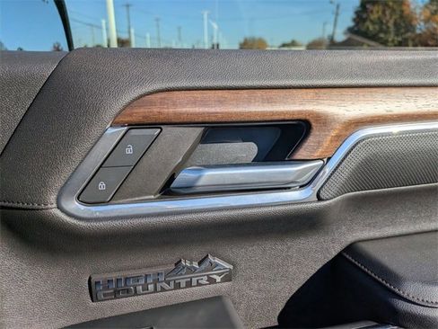 Used 2023 Chevrolet Silverado 1500 High Country w/ High Country Premium Package image 33