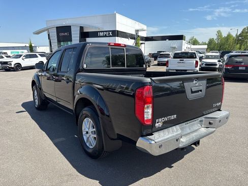Used 2016 Nissan Frontier SV w/ SV Value Truck Package AWD/4WD image 3