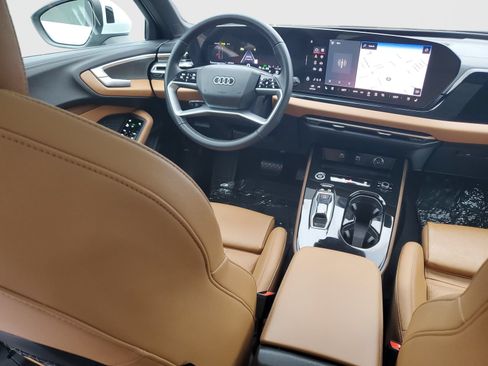 Used 2025 Audi A5 2.0T Premium w/ Premium Plus AWD/4WD image 11