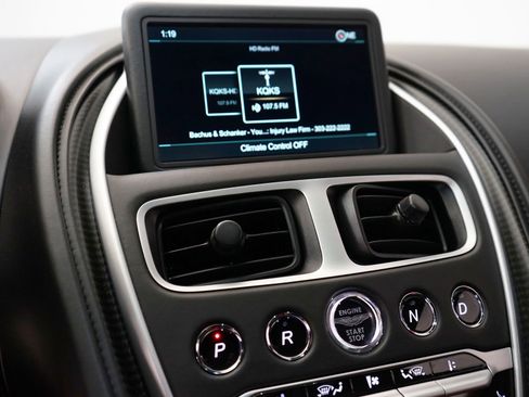 Used 2018 Aston Martin DB11 V12 image 19