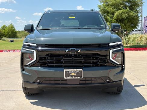Used 2025 Chevrolet Tahoe RST w/ Advanced Technology Package RWD image 2