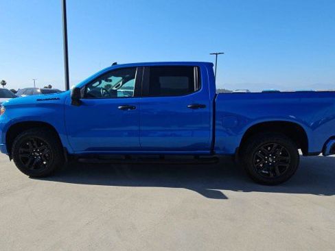 Used 2026 Chevrolet Silverado 1500 Custom w/ Turbomax Blackout Package RWD image 5