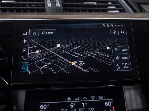 Used 2019 Audi e-tron Prestige AWD/4WD image 29