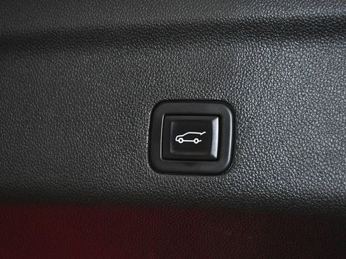 Used 2024 Cadillac Escalade ESV Premium Luxury w/ LPO, Floor Liner Package AWD/4WD image 69