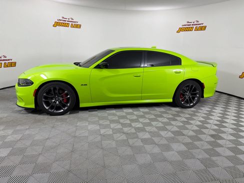 Used 2023 Dodge Charger R/T w/ Plus Group RWD image 2