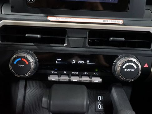 Certified 2025 Toyota Tacoma SR AWD/4WD image 21