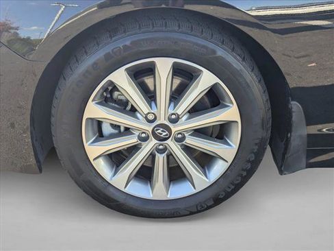 Used 2016 Hyundai Sonata Limited w/ Option Group 05 image 23