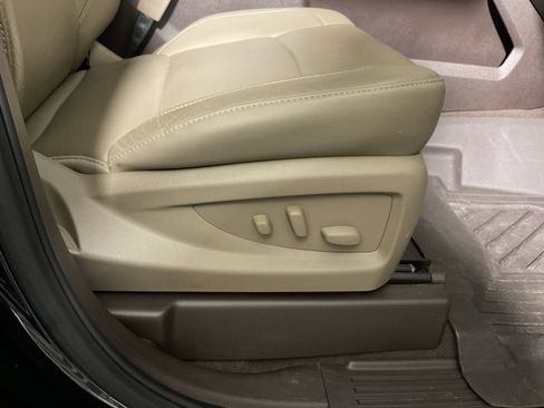 Used 2018 GMC Sierra 1500 SLT AWD/4WD image 37