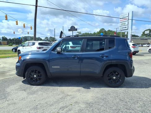 Used 2021 Jeep Renegade Limited w/ Sun & Sound Group AWD/4WD image 5