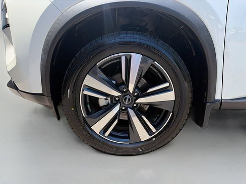 Used 2023 Nissan Rogue SL FWD image 31