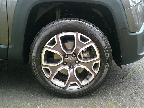 Used 2016 Jeep Renegade Limited w/ Safety & Security Group image 40