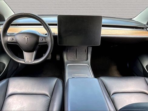 Used 2022 Tesla Model 3 Long Range AWD/4WD image 7