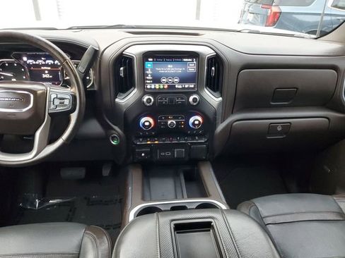 Used 2022 GMC Sierra 3500 Denali image 14