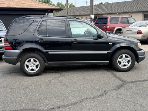 Used 1999 Mercedes-Benz ML 320 4MATIC image 19