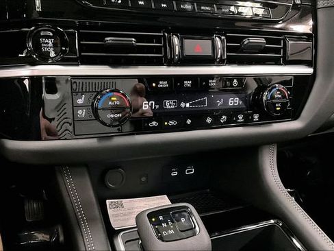 New 2025 Nissan Pathfinder Platinum w/ Lighting Package (N93) image 26