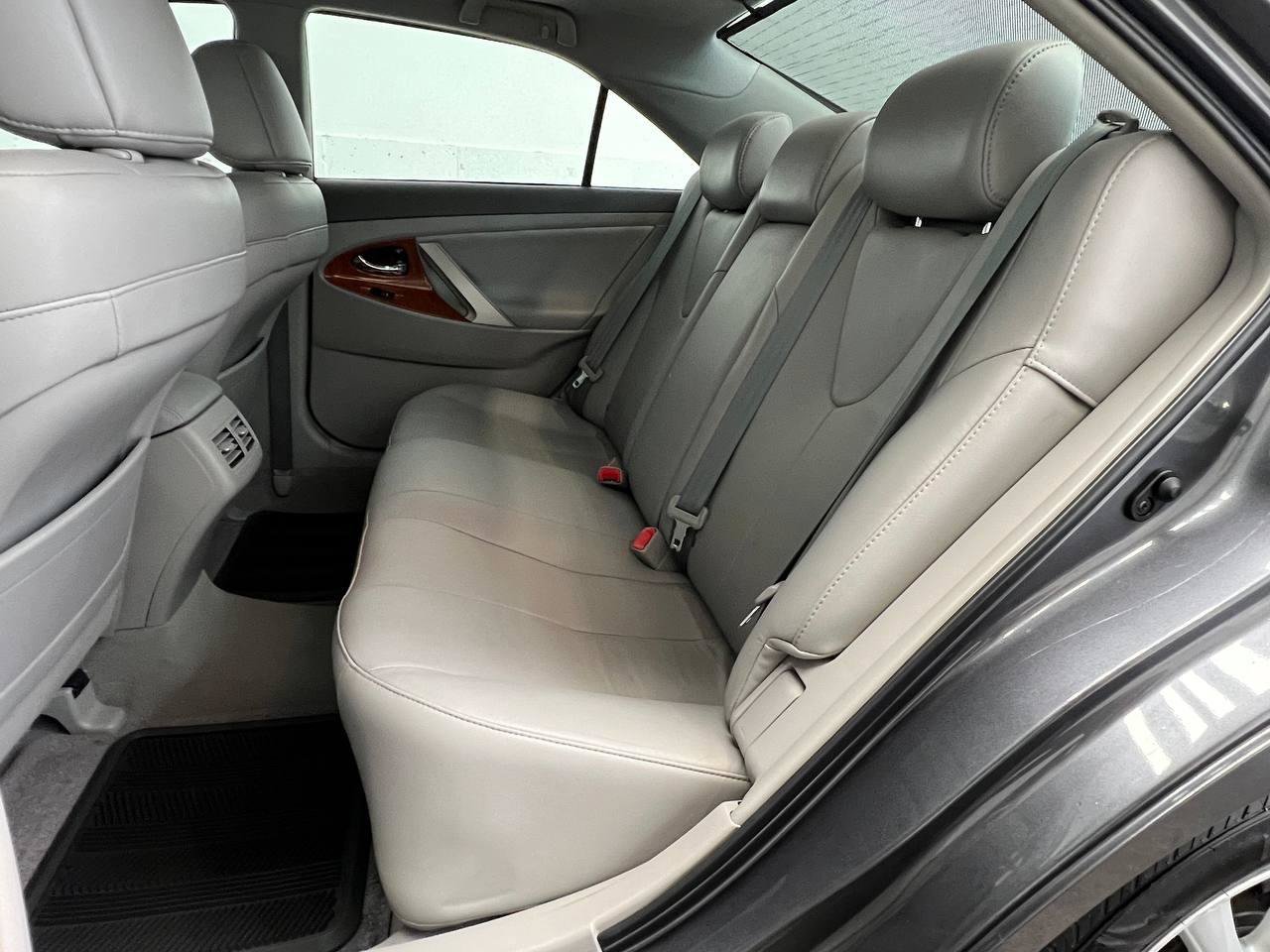 Used 2011 Toyota Camry XLE w/ XLE Extra-Value Pkg #2 FWD image 10