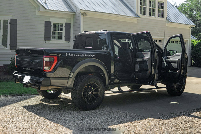 Used 2022 Ford F150 Raptor w/ Equipment Group 801A High AWD/4WD image 16