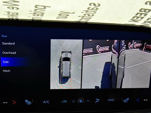 Used 2025 Chevrolet Tahoe LT AWD/4WD image 21