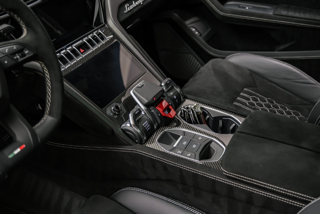 Used 2023 Lamborghini Urus Performante AWD/4WD image 23
