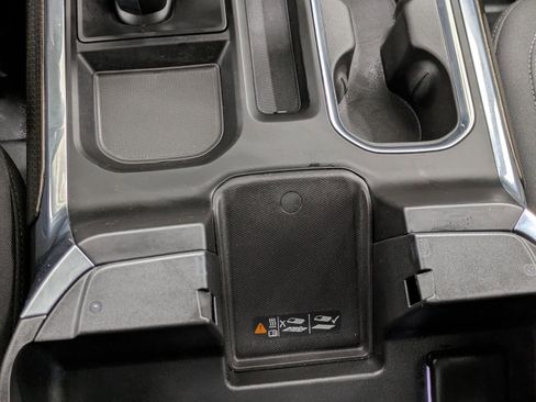 Used 2023 Chevrolet Silverado 1500 LT w/ Z71 Off-Road Package image 6