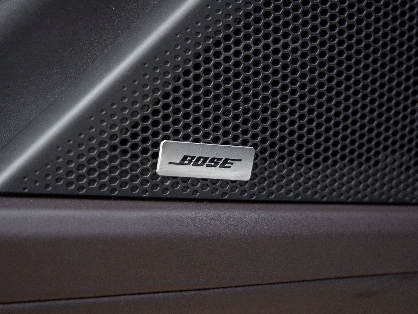 Certified 2026 Porsche Cayenne Turbo AWD/4WD image 29