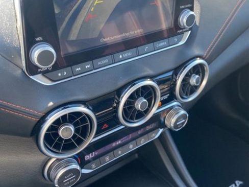 Used 2022 Nissan Sentra SR w/ Electronics Package image 11