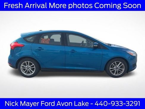 Used 2017 Ford Focus SE FWD image 3