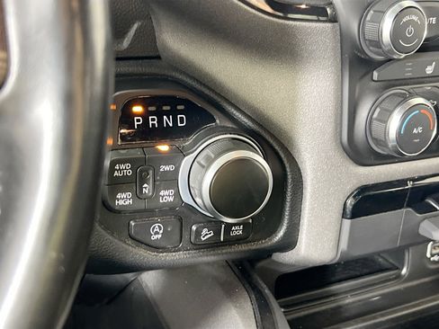 Used 2022 RAM 1500 Big Horn w/ Built-to-serve Edition image 16