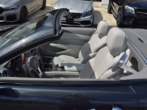 Used 2013 Mercedes-Benz SL 550 image 47