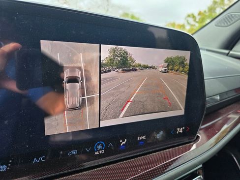 New 2026 Chevrolet Traverse Z71 w/ Enhanced Driving Package image 14