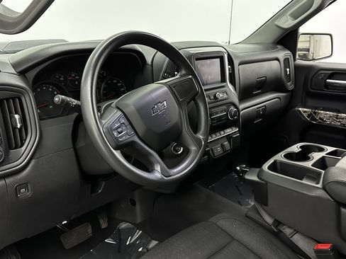 Used 2022 Chevrolet Silverado 1500 Custom Trail Boss w/ Realtree Special Edition image 8