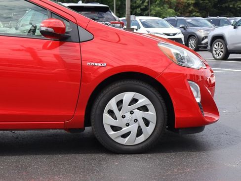 Certified 2016 Toyota Prius C Two FWD image 11