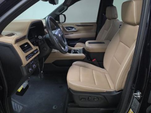 Used 2024 Chevrolet Tahoe Premier RWD image 4