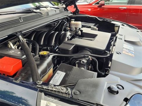 Used 2019 Cadillac Escalade Premium Luxury image 26