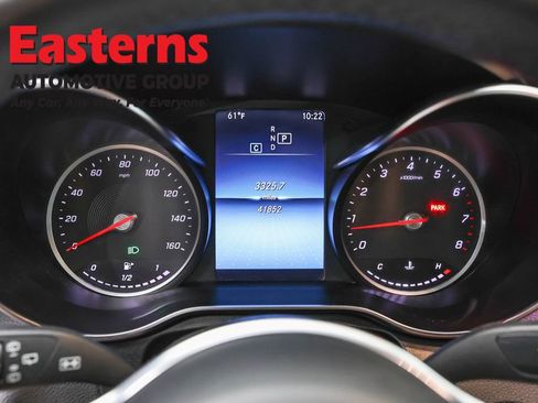 Used 2020 Mercedes-Benz GLC 300 4MATIC image 16