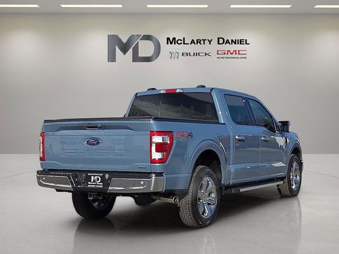 Used 2023 Ford F150 Lariat w/ Trailer Tow Package image 5