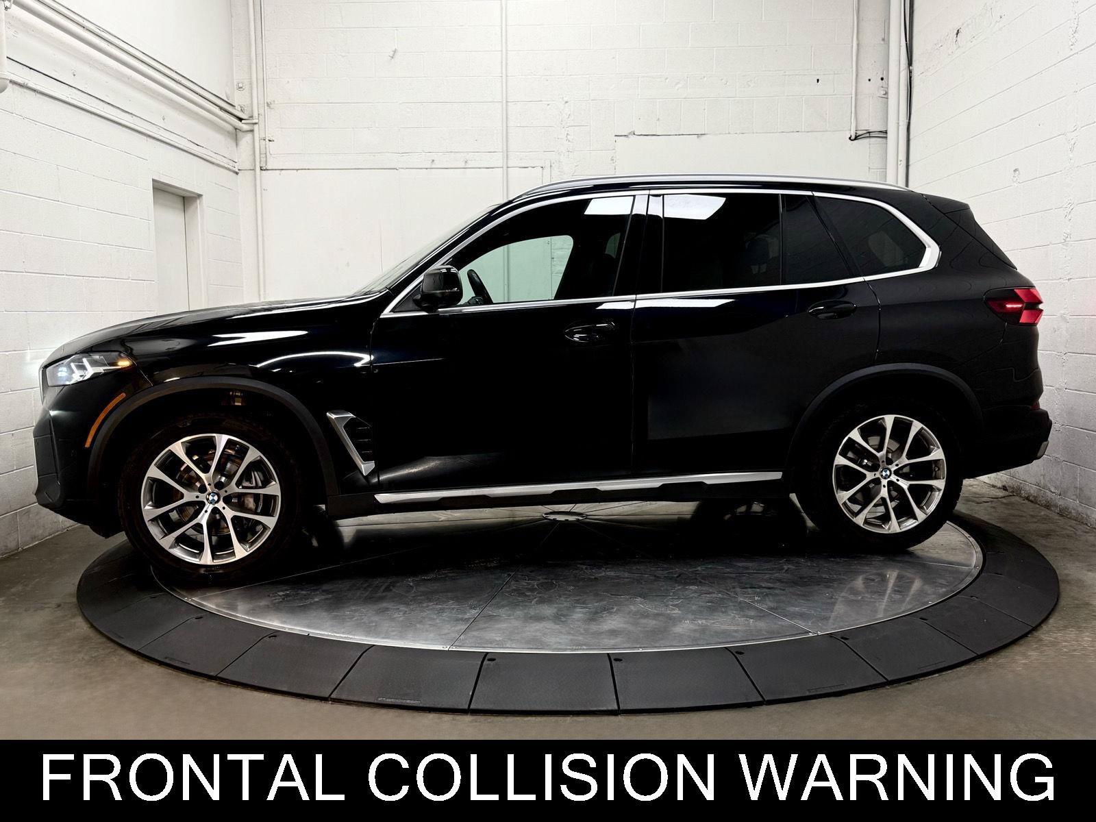 Used 2024 BMW X5 xDrive40i w/ Parking Assistance Package AWD/4WD image 4