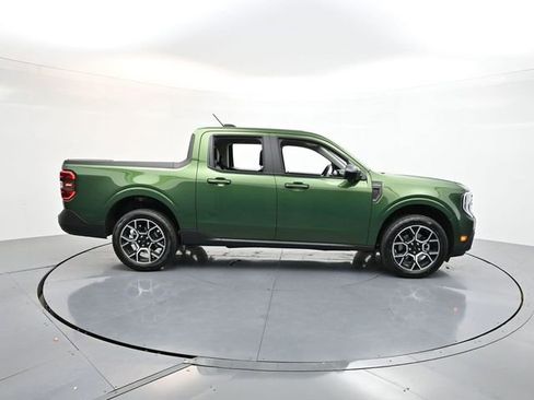 Used 2025 Ford Maverick Lariat w/ 4K Tow Package image 11