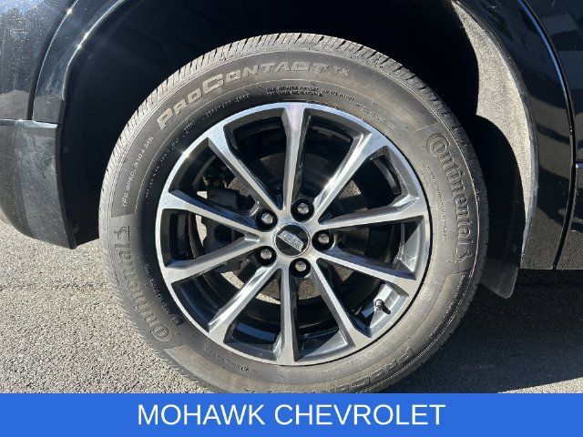 Used 2024 Cadillac XT4 Sport w/ Cold Weather Package AWD/4WD image 34