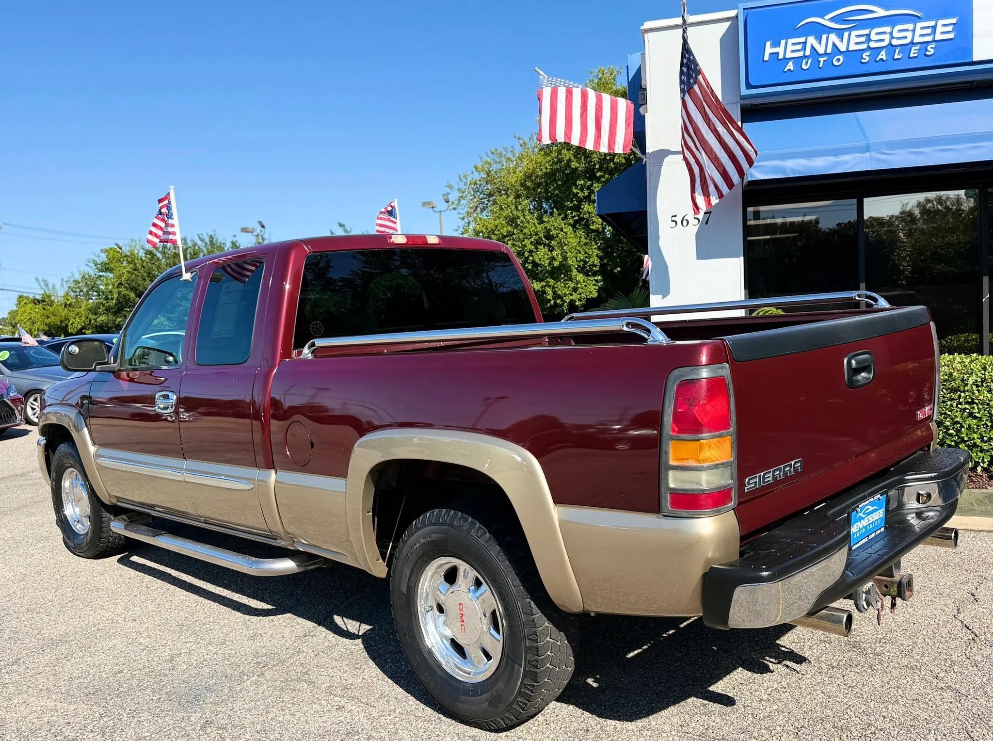 Used 2003 GMC Sierra 1500 SLE w/ Off-Road Package AWD/4WD image 28
