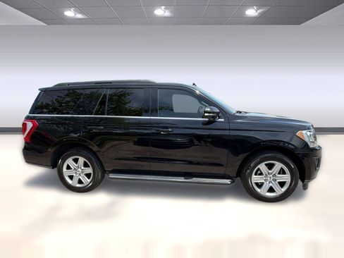 Used 2020 Ford Expedition XLT w/ Equipment Group 202A AWD/4WD image 8