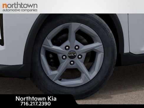 New 2025 Kia K4 LXS image 10