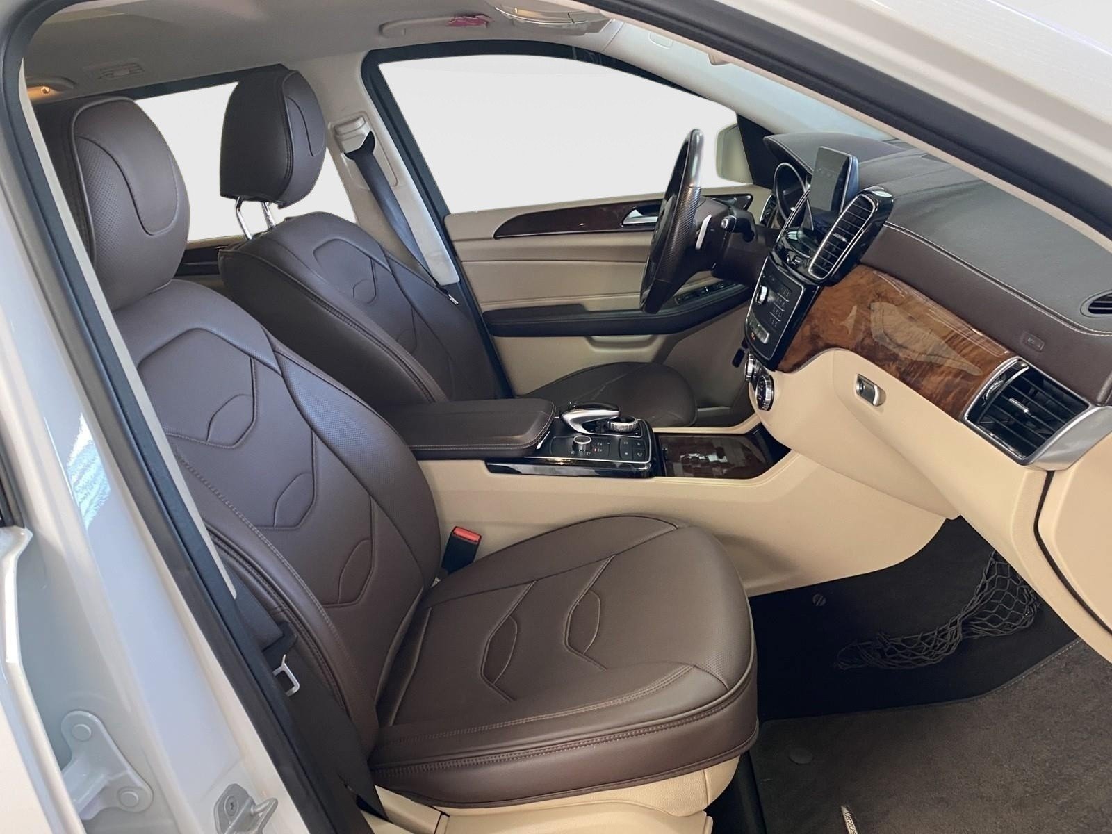 Used 2018 Mercedes-Benz GLS 450 4MATIC image 9