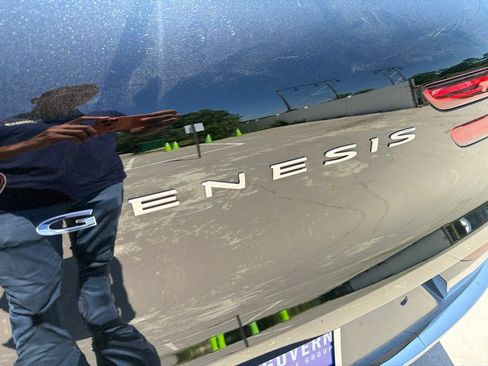 New 2026 Genesis GV70 2.5T Advanced AWD/4WD image 17