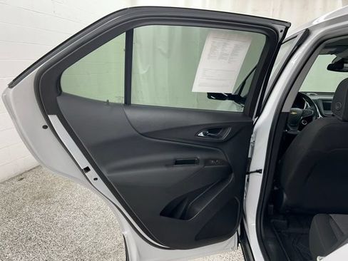 Used 2024 Chevrolet Equinox LT w/ LPO, Floor Liner Package FWD image 17