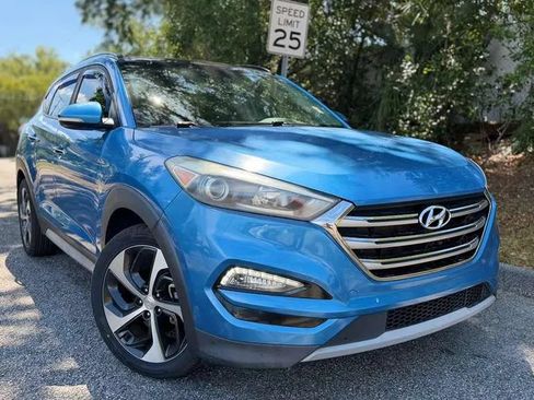 Used 2018 Hyundai Tucson Limited w/ Ultimate Package 02 FWD image 14