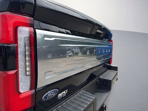 Used 2023 Ford F250 Platinum AWD/4WD image 39