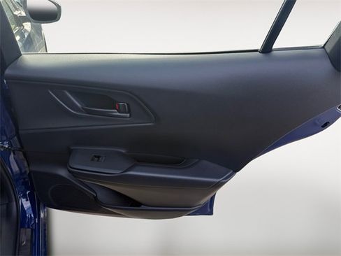 Used 2024 Toyota Prius Prime XSE Premium image 25