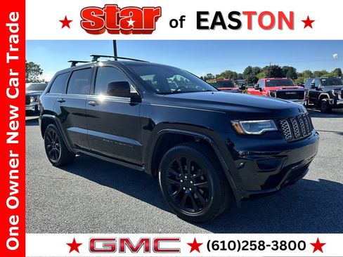 Used 2020 Jeep Grand Cherokee Altitude image 1